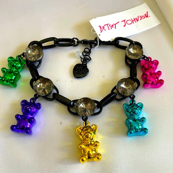 Betsey Johnson Jewelry - Betsey Johnson BNWT Punk N Spice black enamel link Gummy Bear charm bracelet